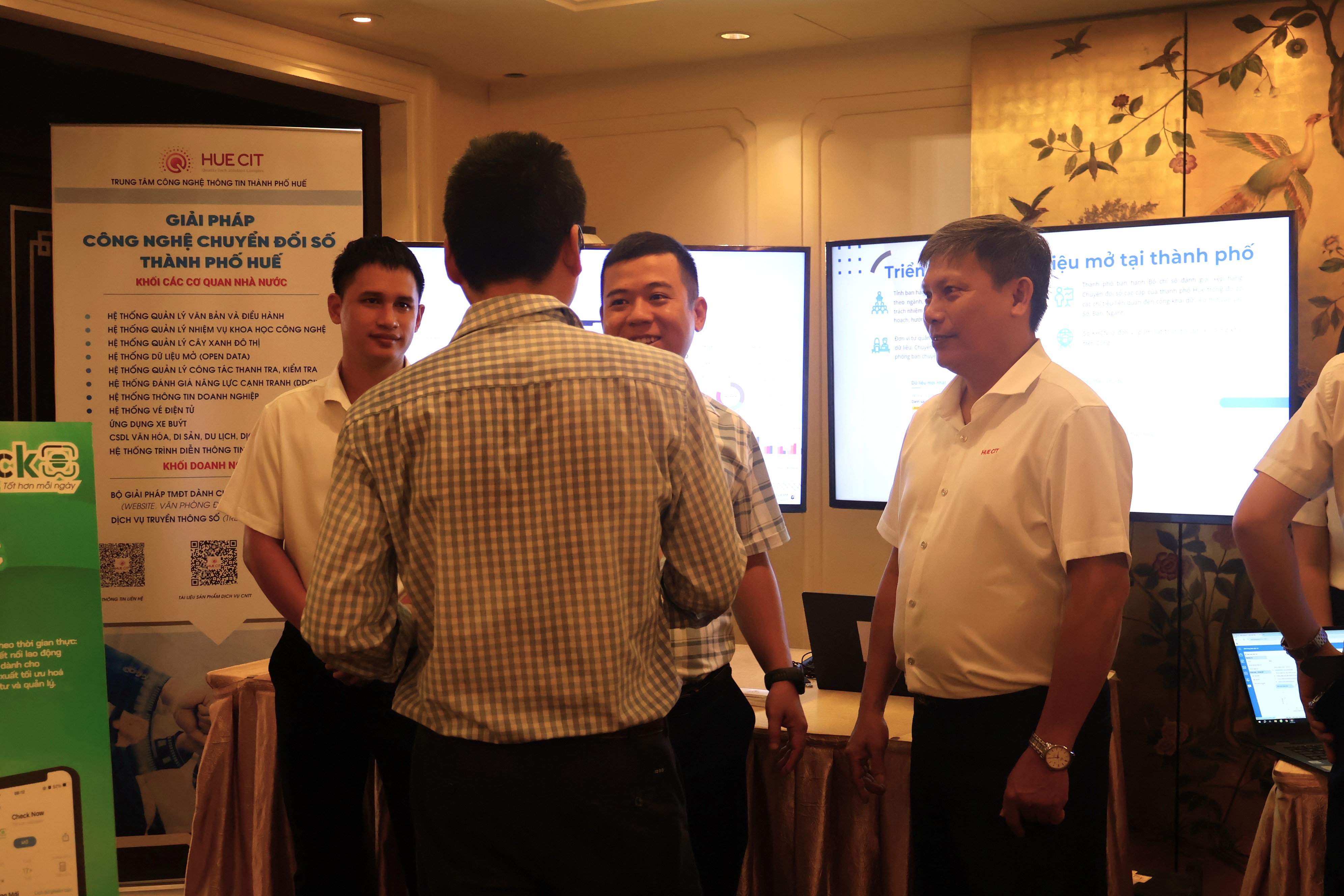 Lễ công bố mạng lưới chuyên gia dữ liệu toàn cầu tại Huế